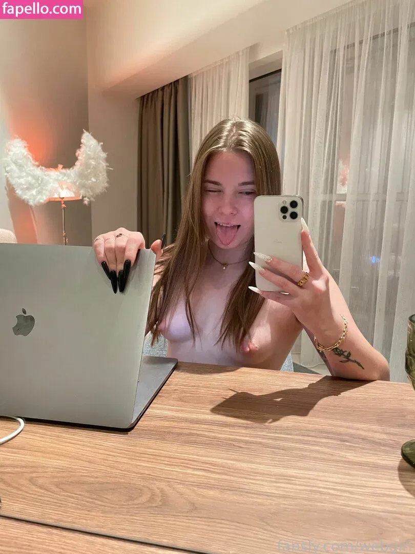 WebGirl Onlyfans Photo Gallery 