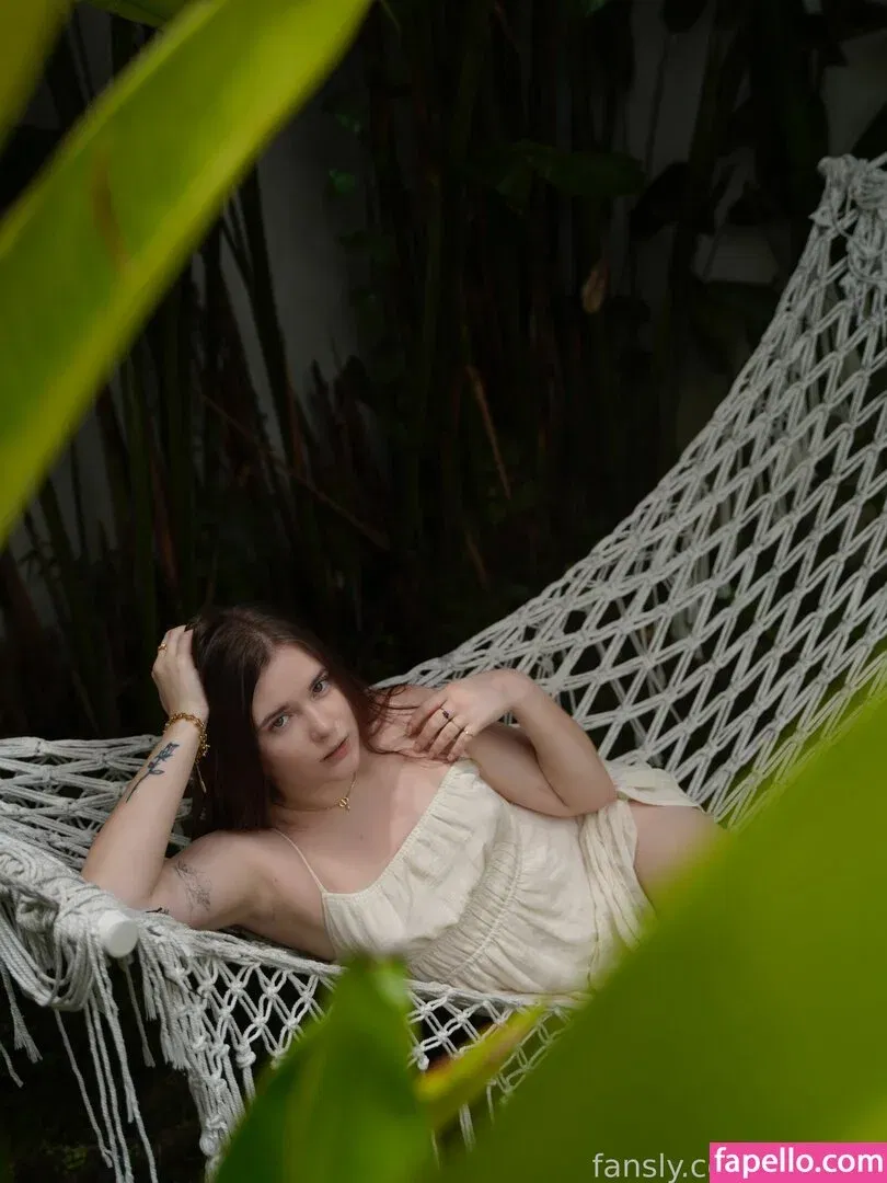 WebGirl Onlyfans Photo Gallery 