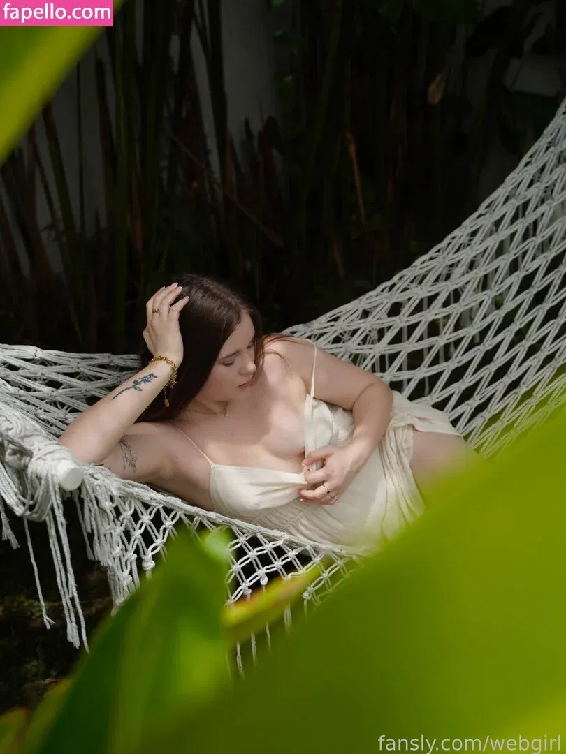 WebGirl Onlyfans Photo Gallery 