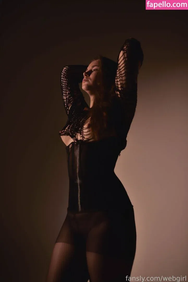 WebGirl Onlyfans Photo Gallery 