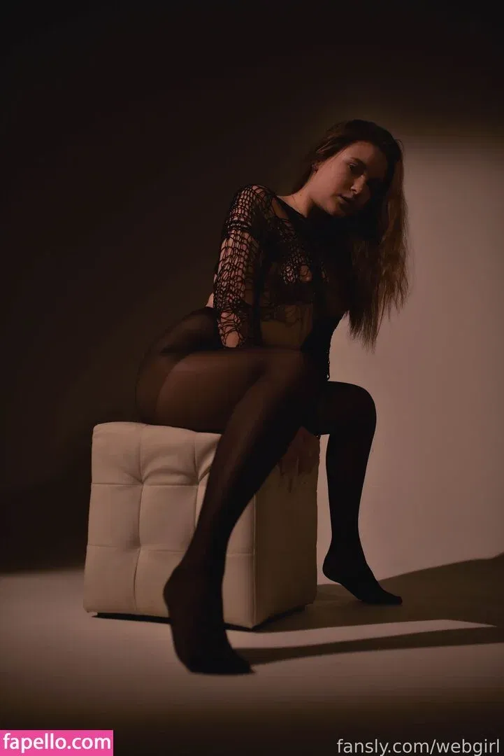 WebGirl Onlyfans Photo Gallery 