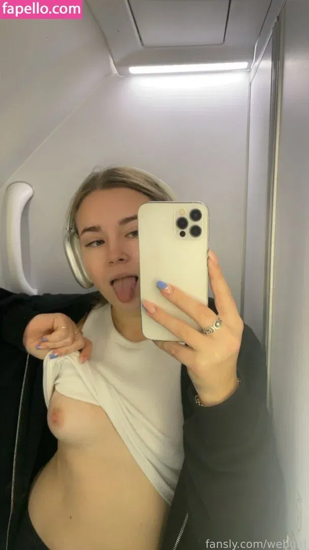 WebGirl Onlyfans Photo Gallery 