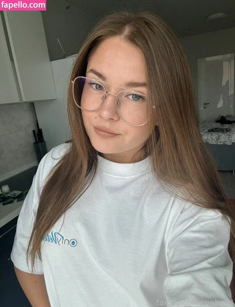 WebGirl Onlyfans Photo Gallery 