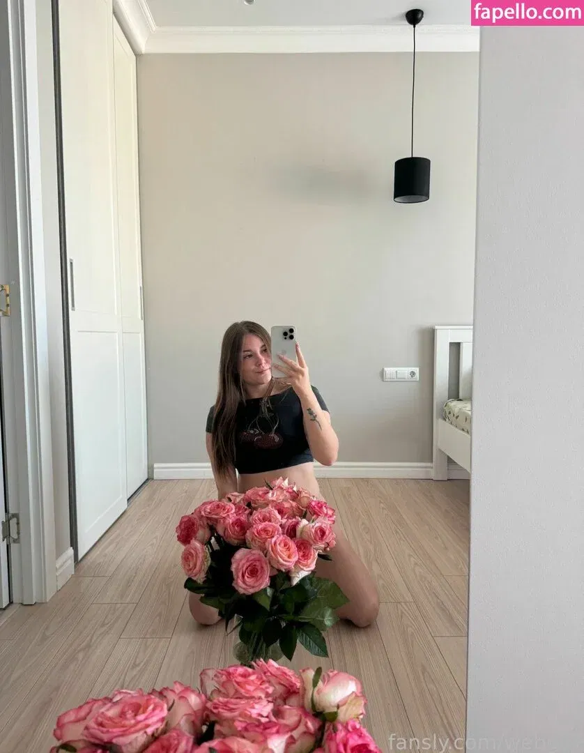 WebGirl Onlyfans Photo Gallery 