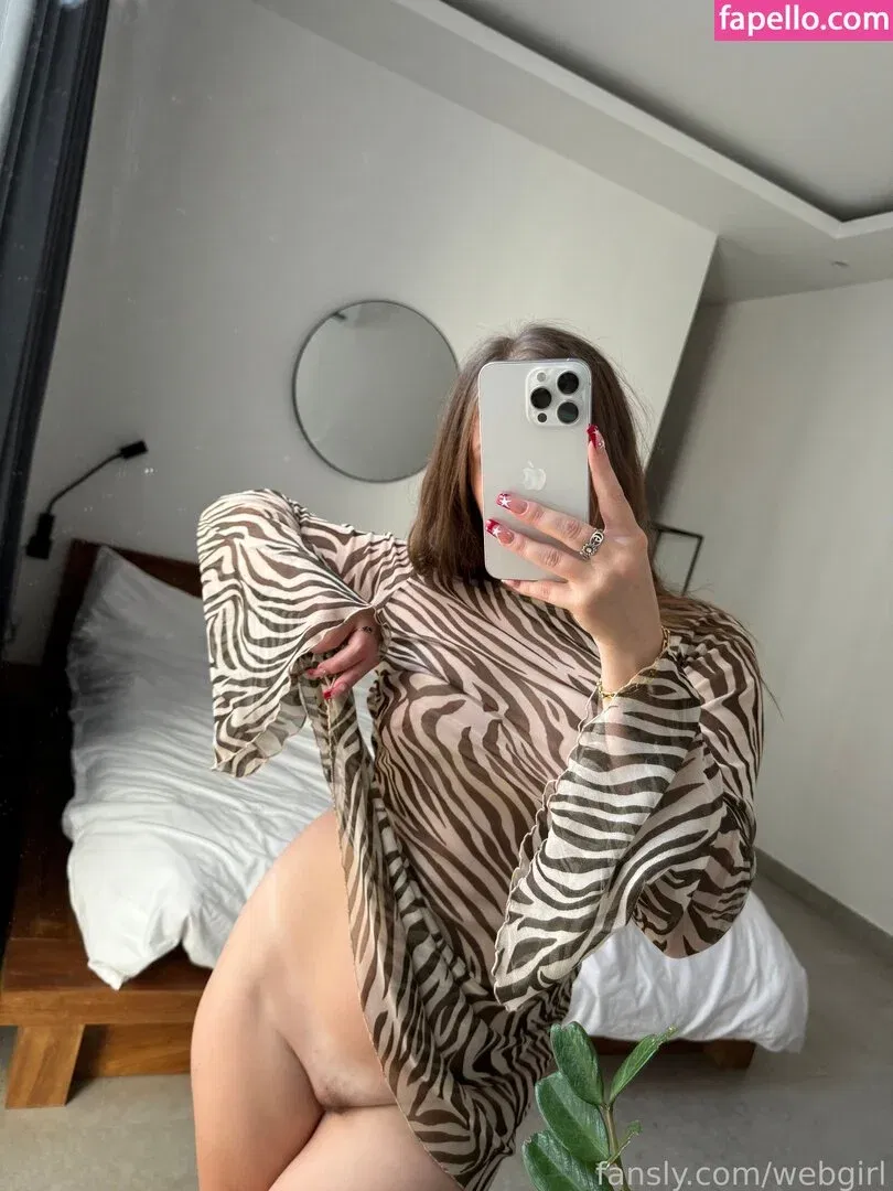 WebGirl Onlyfans Photo Gallery 