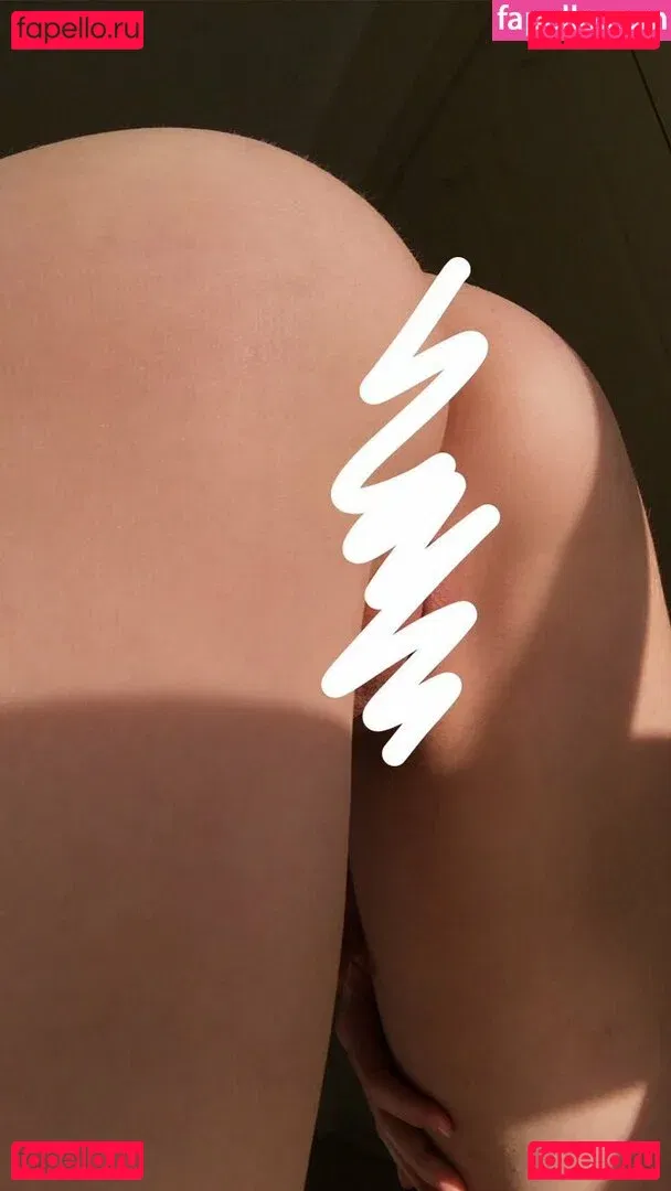 Emmi Onlyfans Photo Gallery 