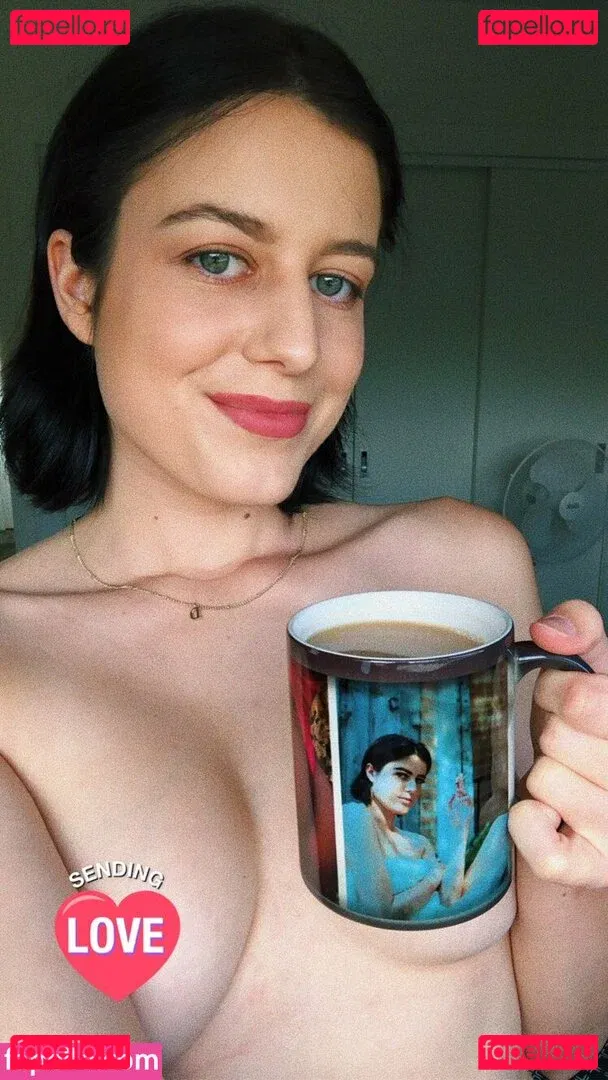 Emmi Onlyfans Photo Gallery 