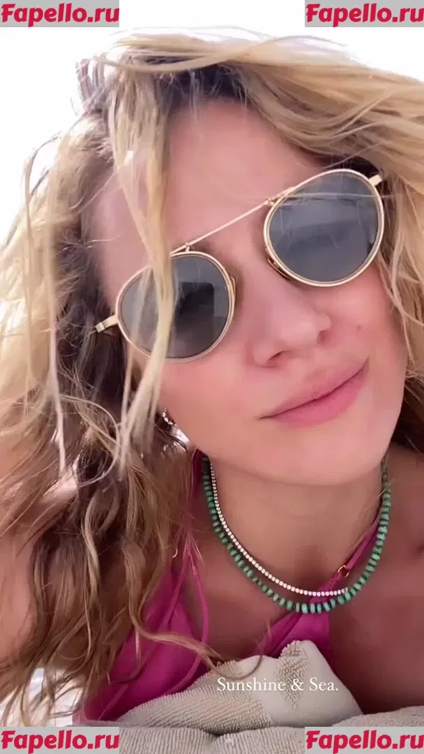 Shantel VanSanten Onlyfans Photo Gallery 