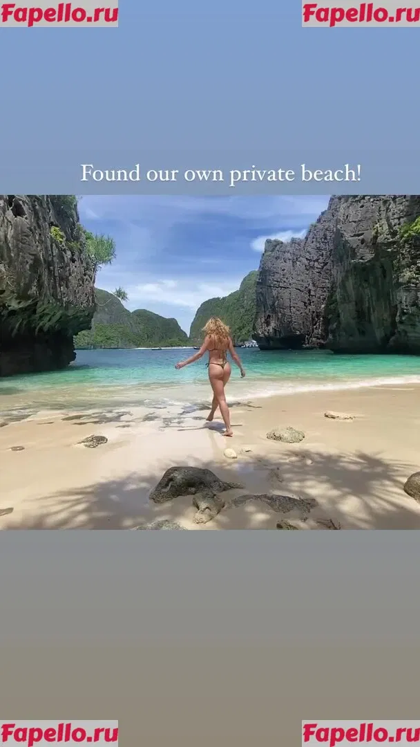 Shantel VanSanten Onlyfans Photo Gallery 