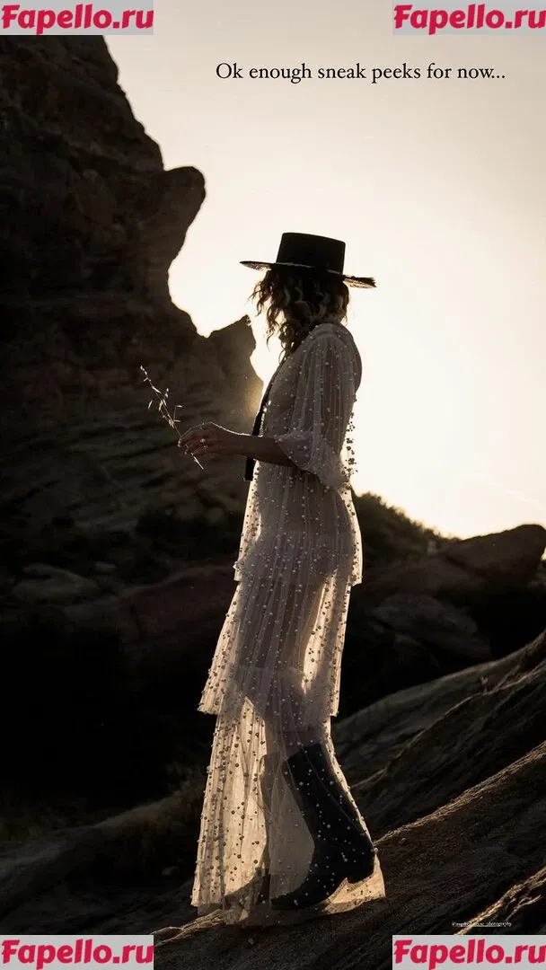 Shantel VanSanten Onlyfans Photo Gallery 