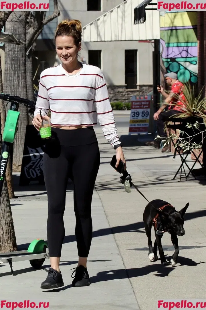 Shantel VanSanten Onlyfans Photo Gallery 