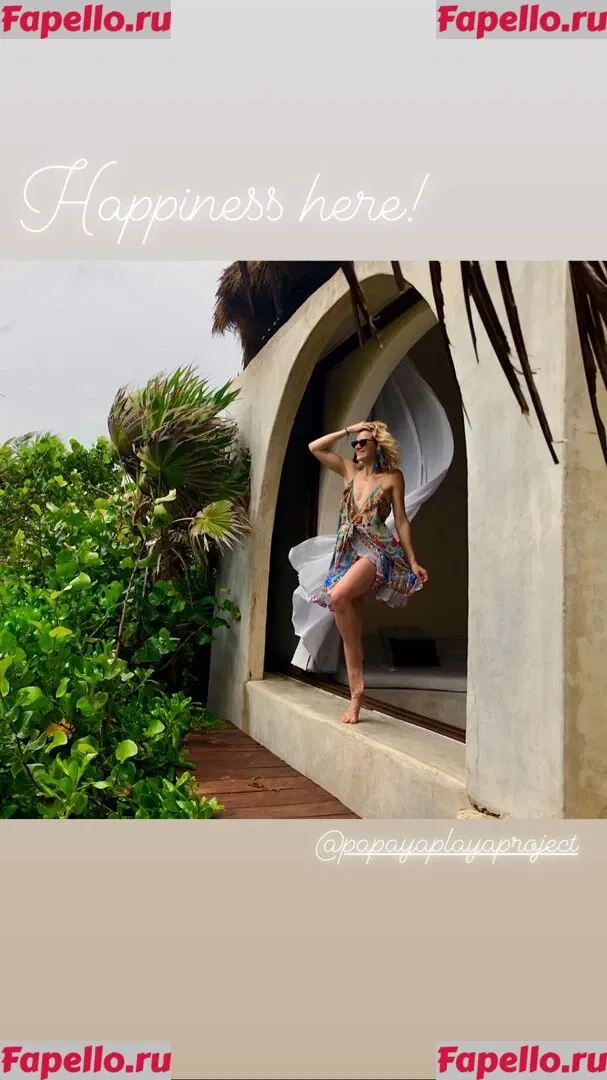 Shantel VanSanten Onlyfans Photo Gallery 