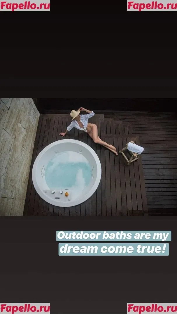 Shantel VanSanten Onlyfans Photo Gallery 
