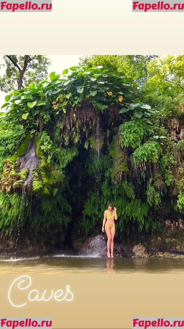 Shantel VanSanten Onlyfans Photo Gallery 