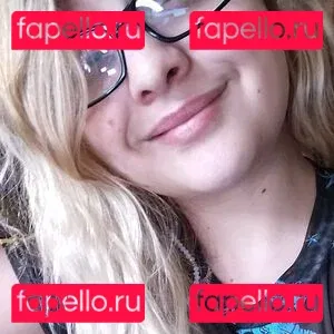 realemilyhaze Onlyfans Photo Gallery 