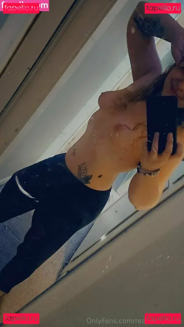 realemilyhaze Onlyfans Photo Gallery 