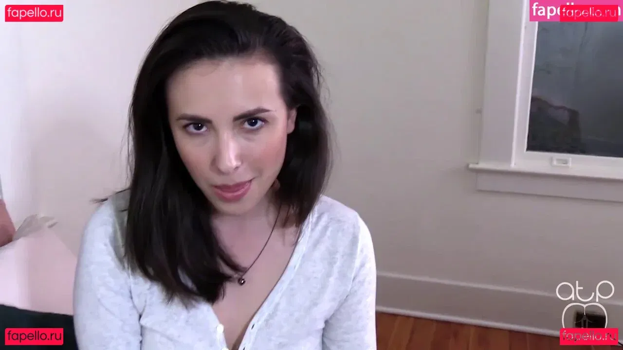 Casey Calvert Onlyfans Photo Gallery 