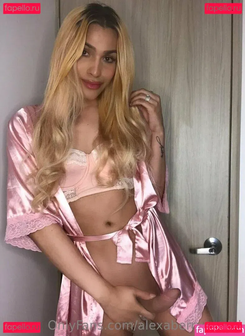 alexandrasilez Onlyfans Photo Gallery 