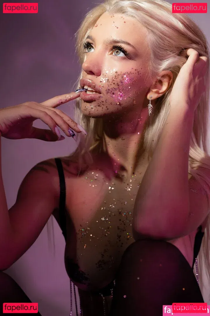 Romona Torres Onlyfans Photo Gallery 