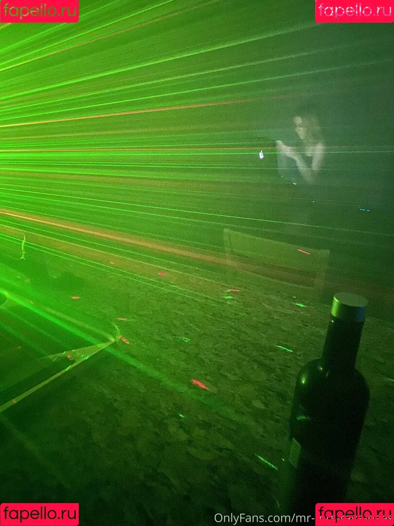 Mr-Mrs-Rave-Baes Onlyfans Photo Gallery 