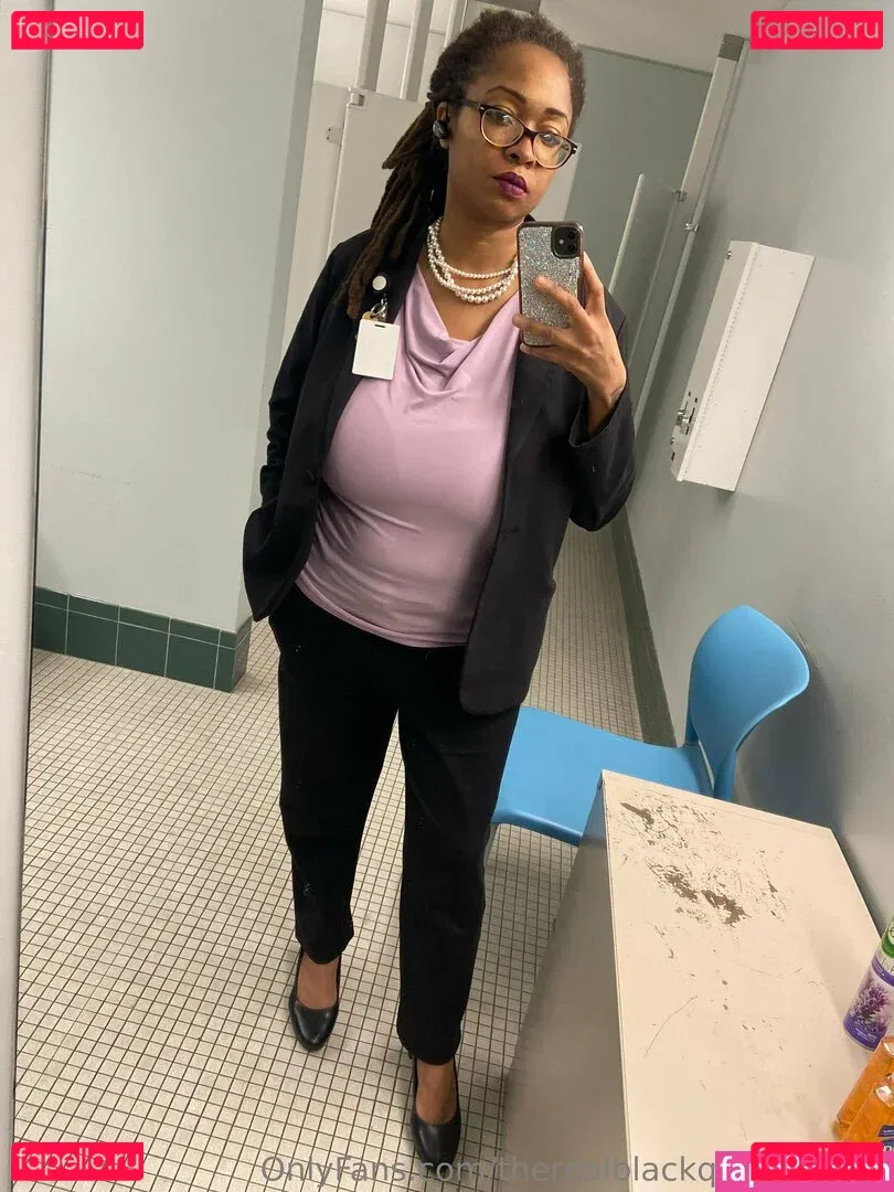 therealblackqueenraven Onlyfans Photo Gallery 