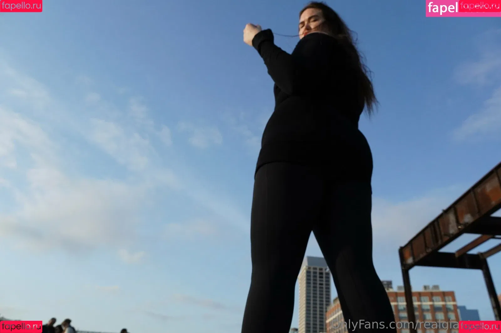 realgiantessa Onlyfans Photo Gallery 