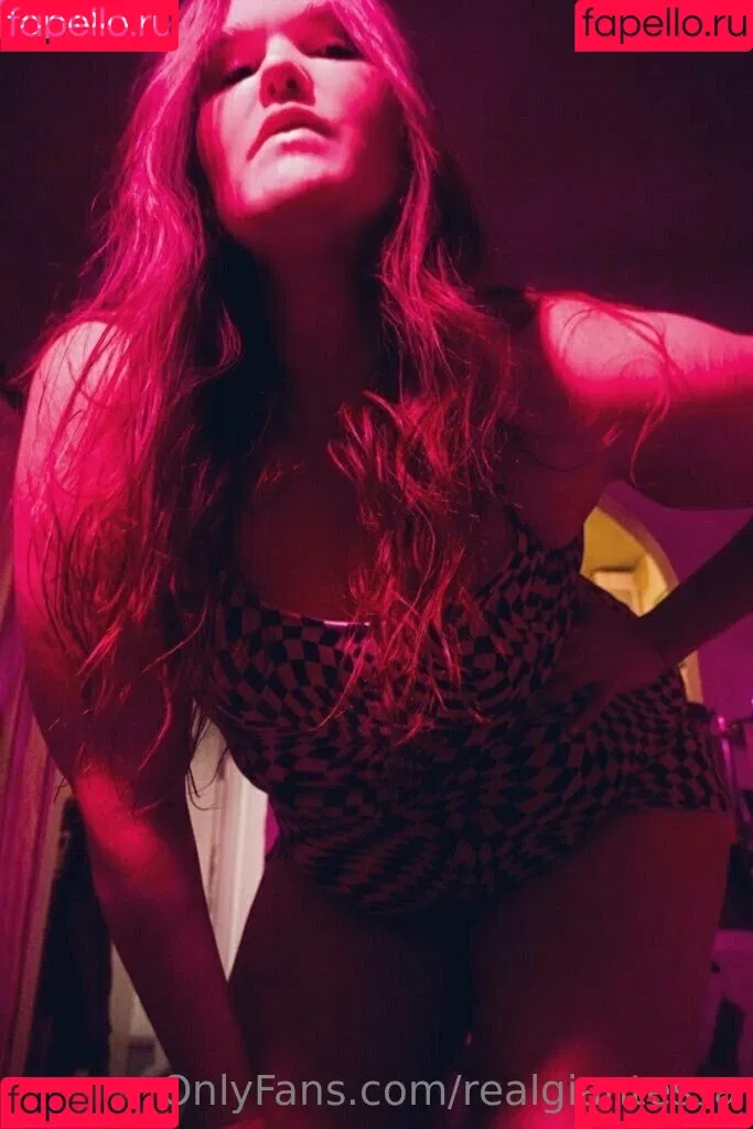 realgiantessa Onlyfans Photo Gallery 