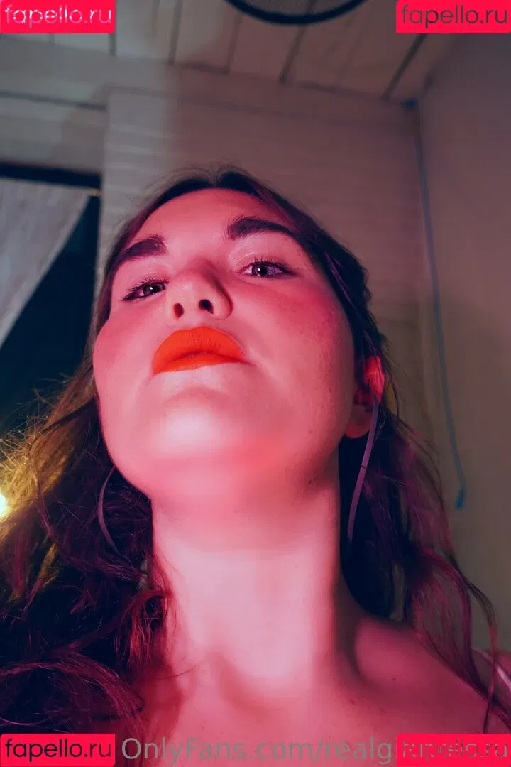 realgiantessa Onlyfans Photo Gallery 