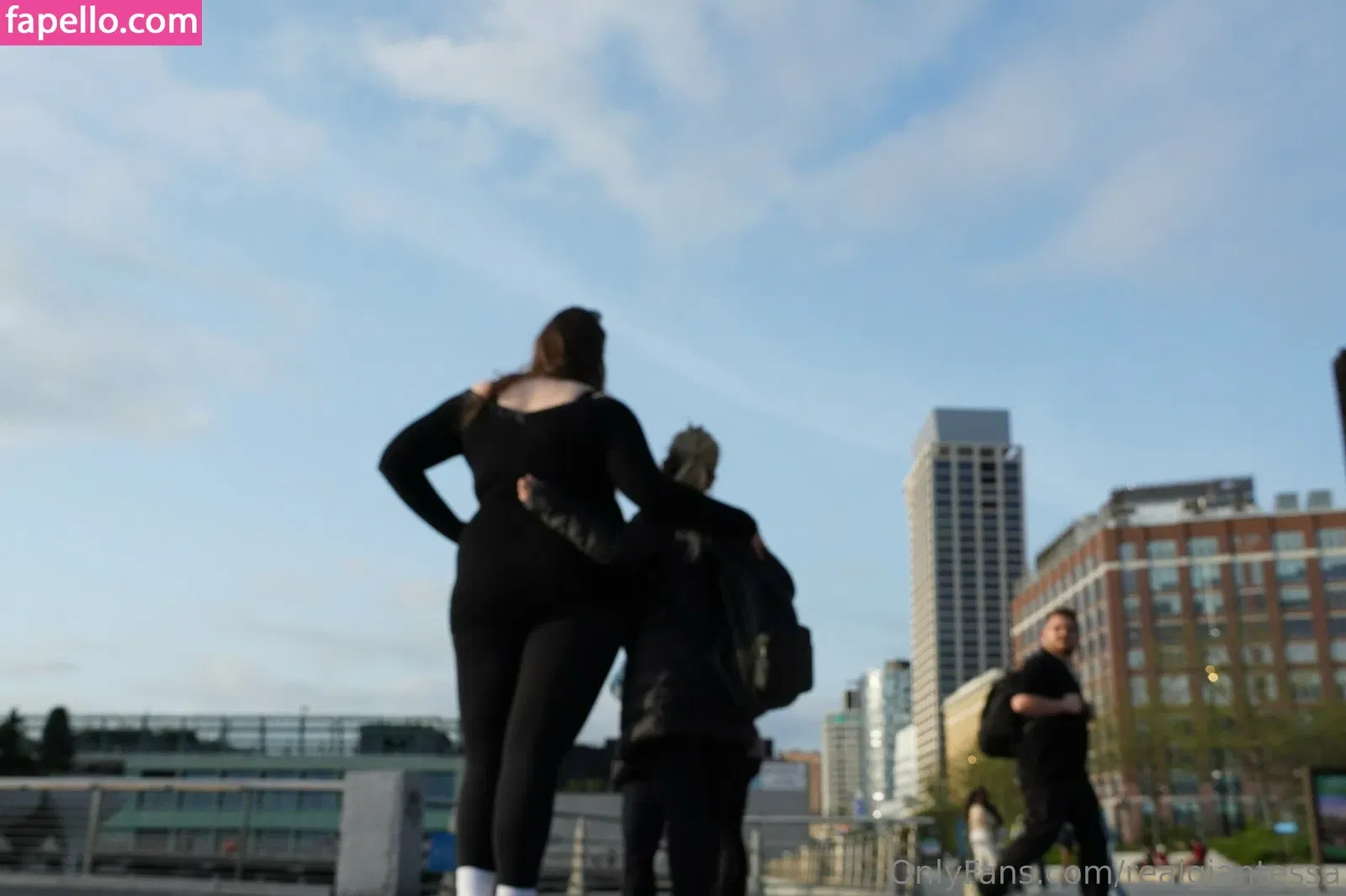 realgiantessa Onlyfans Photo Gallery 