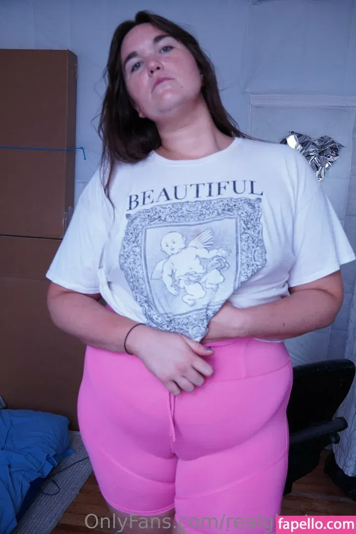 realgiantessa Onlyfans Photo Gallery 