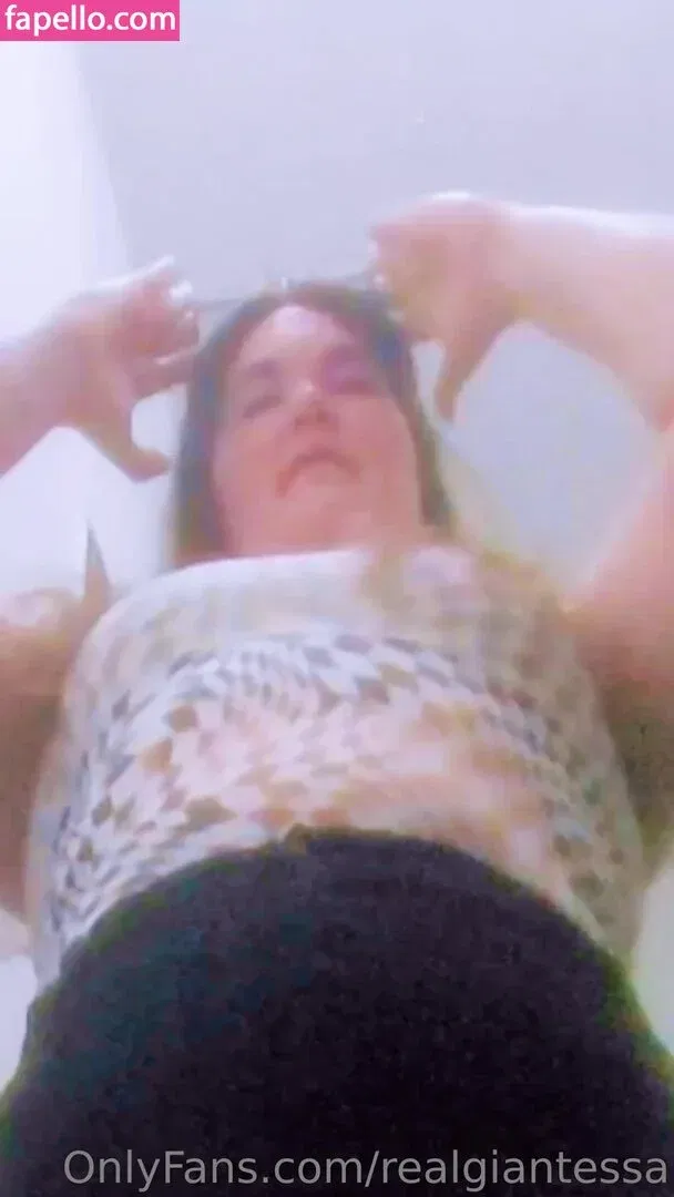 realgiantessa Onlyfans Photo Gallery 