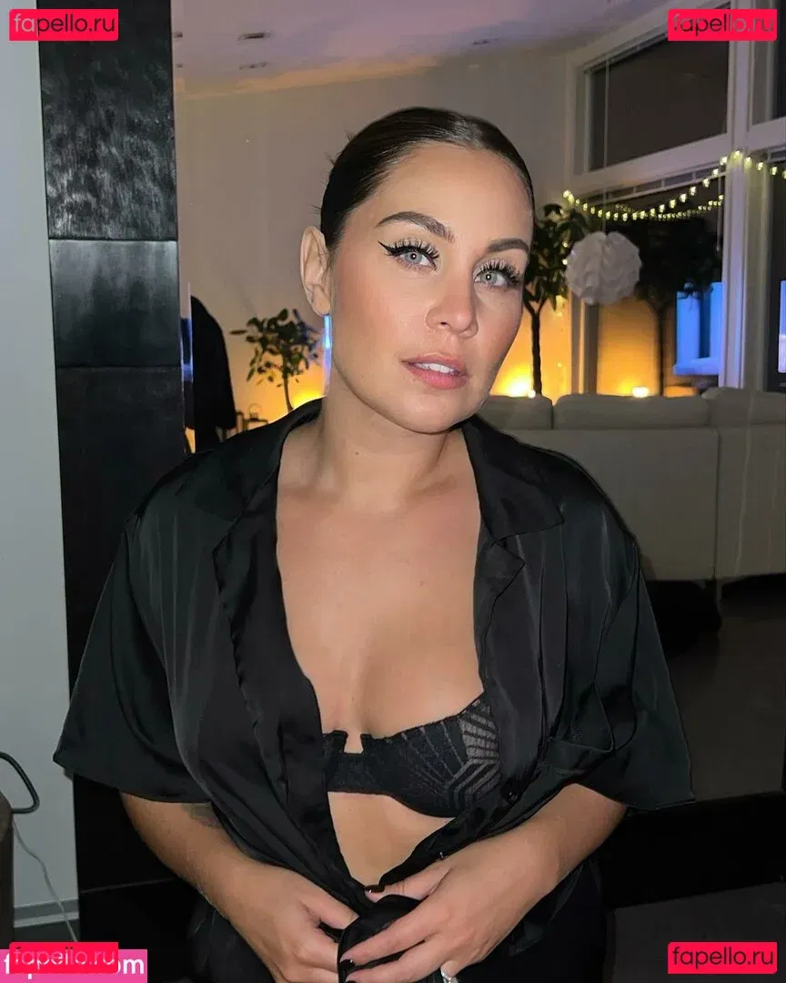 Anna Abreu Onlyfans Photo Gallery 