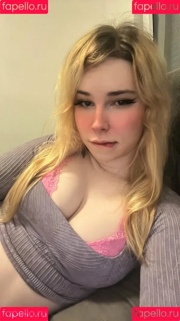 Meowriza Onlyfans Photo Gallery 