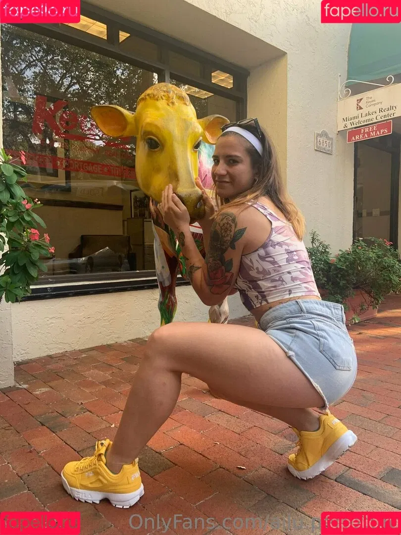 ailu.perez.ufc Onlyfans Photo Gallery 