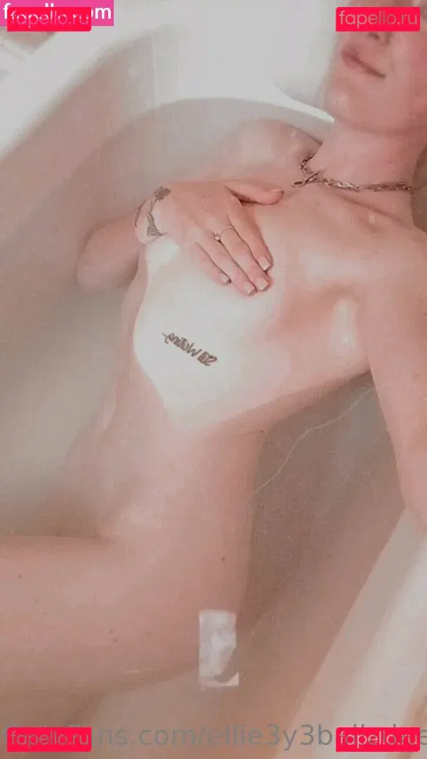 ellie3y3ballzdeep Onlyfans Photo Gallery 