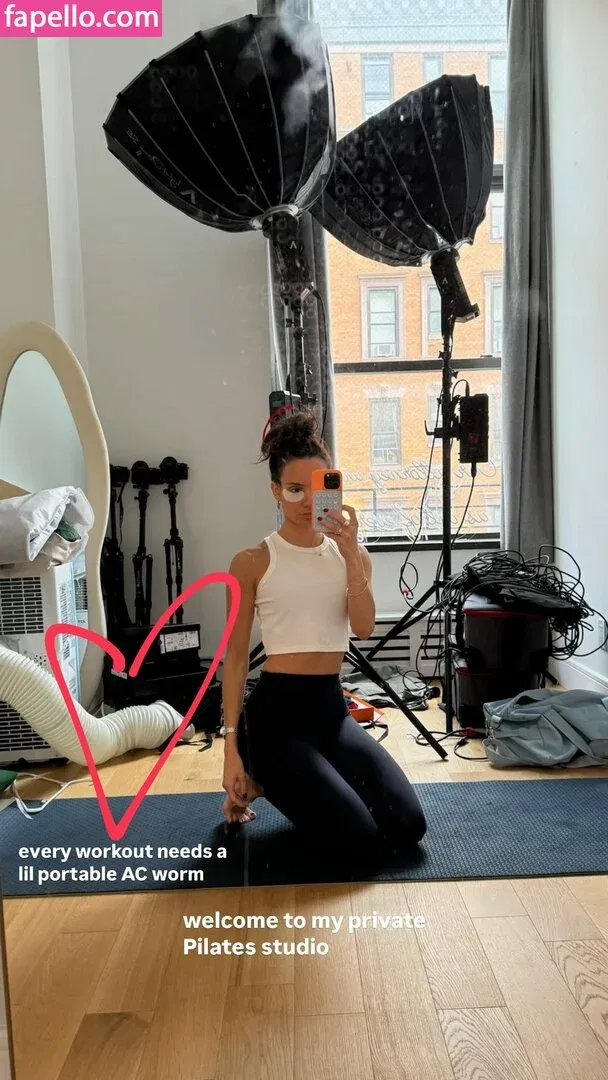 Sofia Franklyn Onlyfans Photo Gallery 