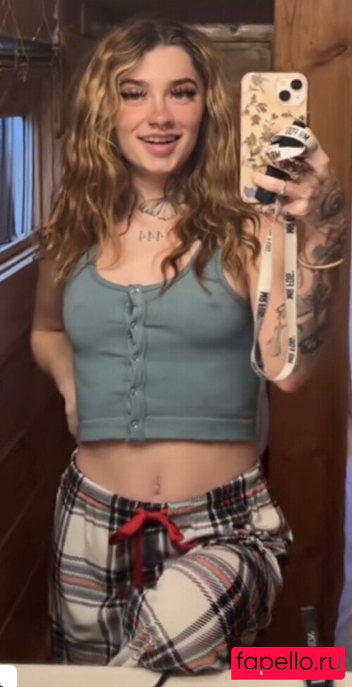 Biddiebb Onlyfans Photo Gallery 