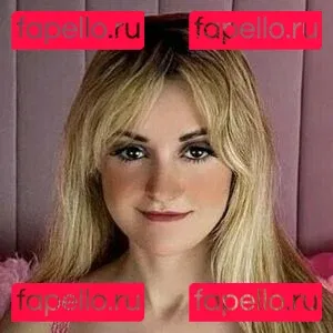 val_next_door Onlyfans Photo Gallery 