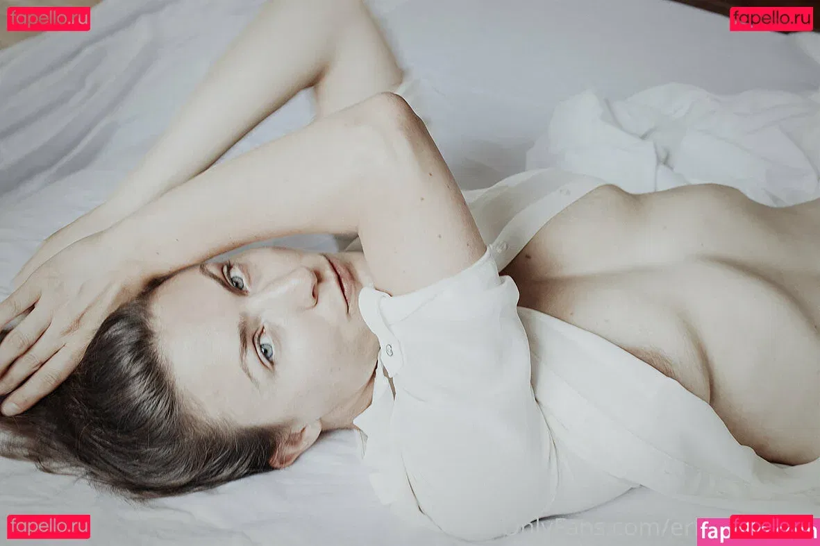 erinelizabeth Onlyfans Photo Gallery 