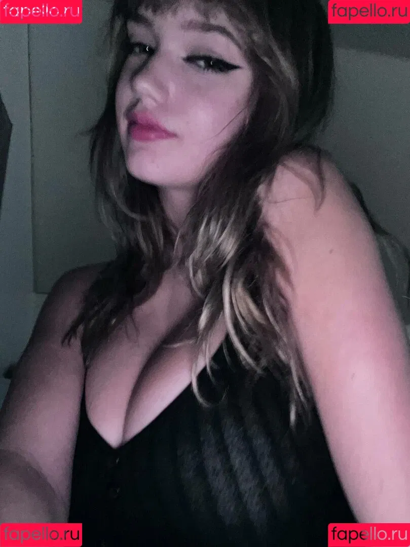 Mikahhlynn Onlyfans Photo Gallery 
