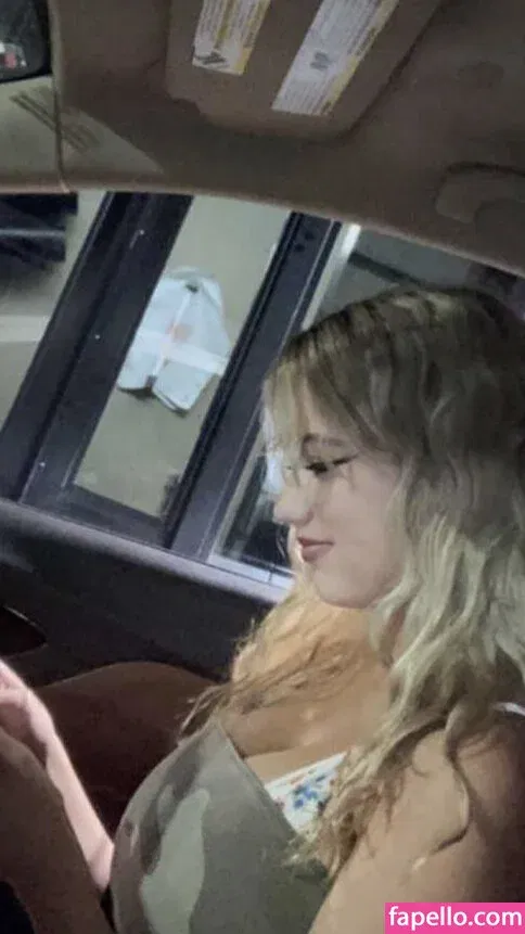 Mikahhlynn Onlyfans Photo Gallery 