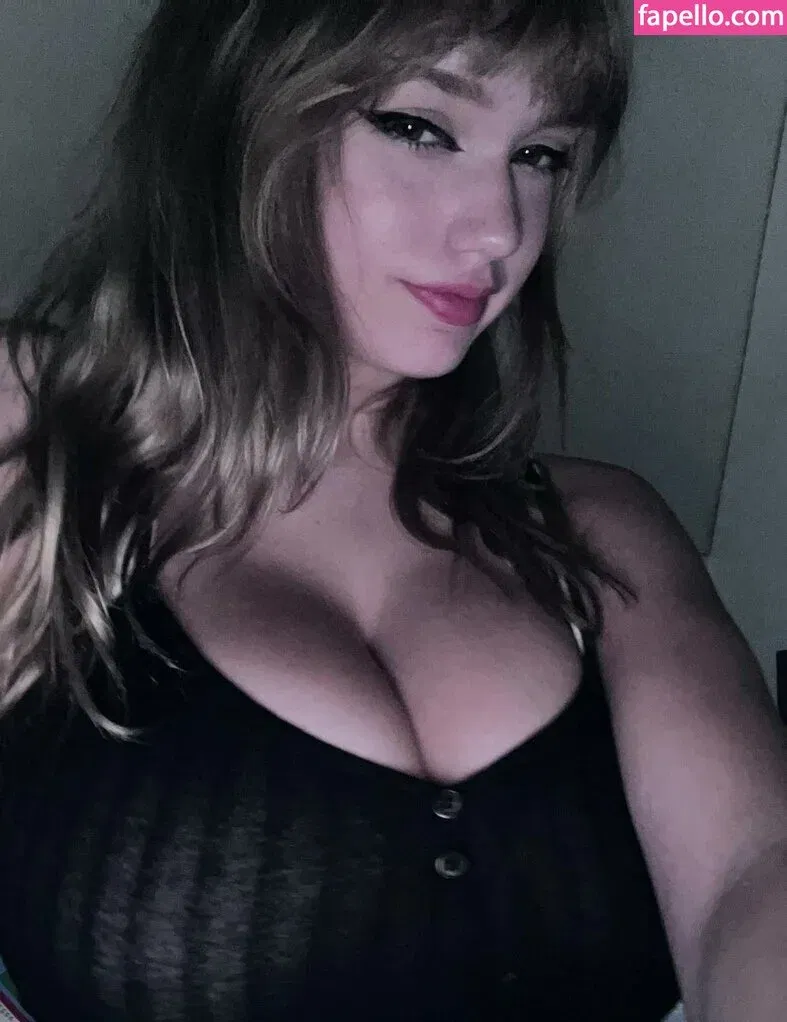 Mikahhlynn Onlyfans Photo Gallery 