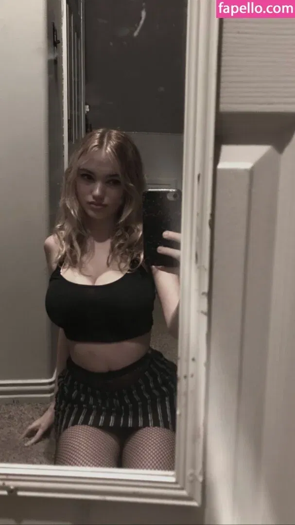 Mikahhlynn Onlyfans Photo Gallery 