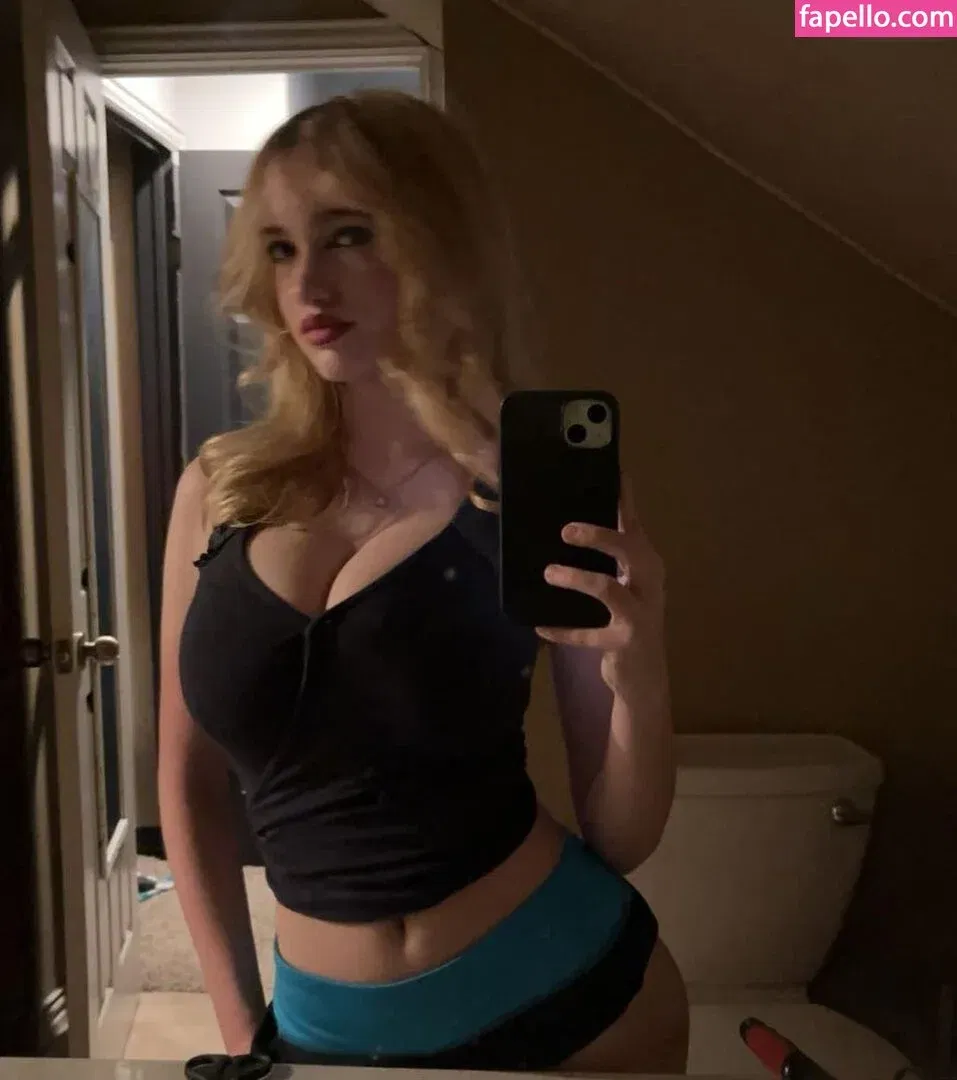 Mikahhlynn Onlyfans Photo Gallery 