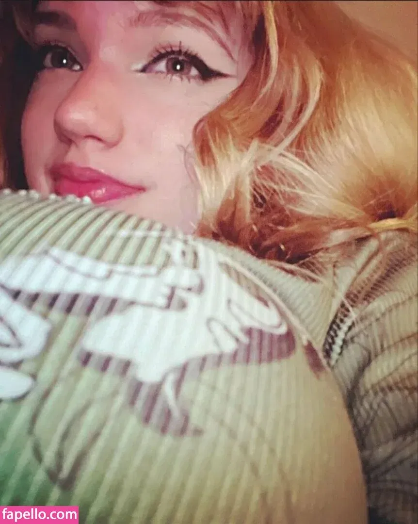 Mikahhlynn Onlyfans Photo Gallery 