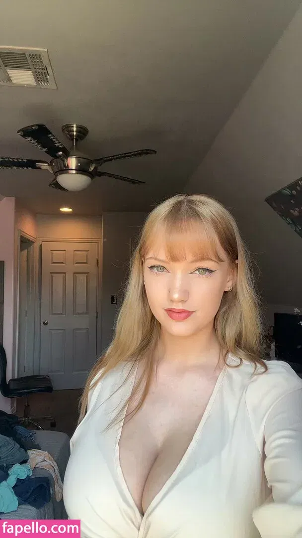 Mikahhlynn Onlyfans Photo Gallery 