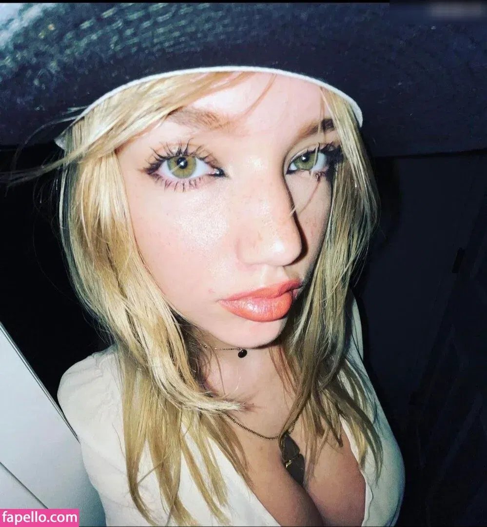 Mikahhlynn Onlyfans Photo Gallery 