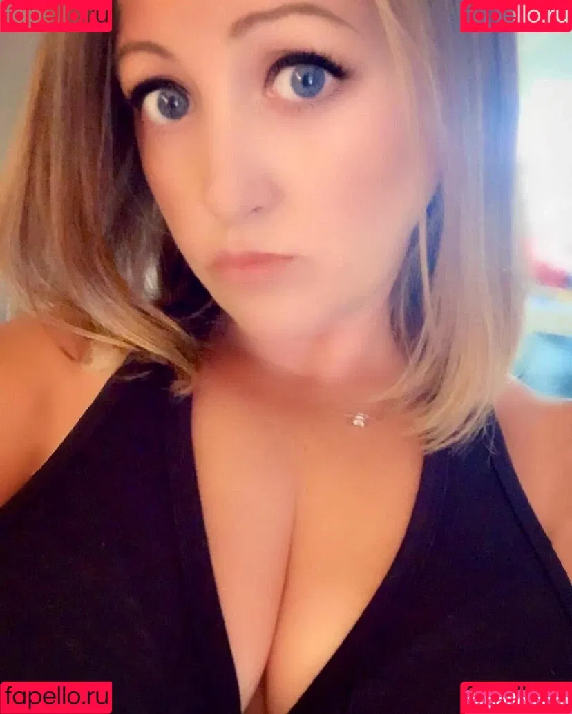 britloveshorror Onlyfans Photo Gallery 