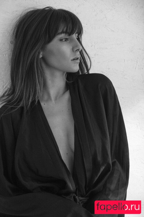 Clemence Navarro Onlyfans Photo Gallery 