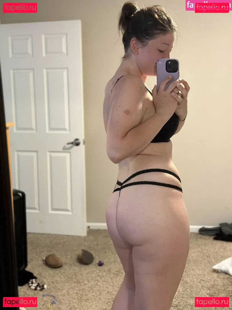 WhyteRose Onlyfans Photo Gallery 